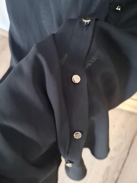 Predĺžená blúzka, sinsay,s