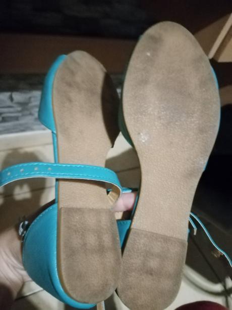 Dámske sandálky, 18