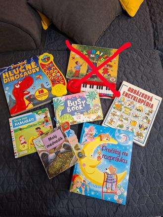 Detské knihy spolu alebo oddelene, 