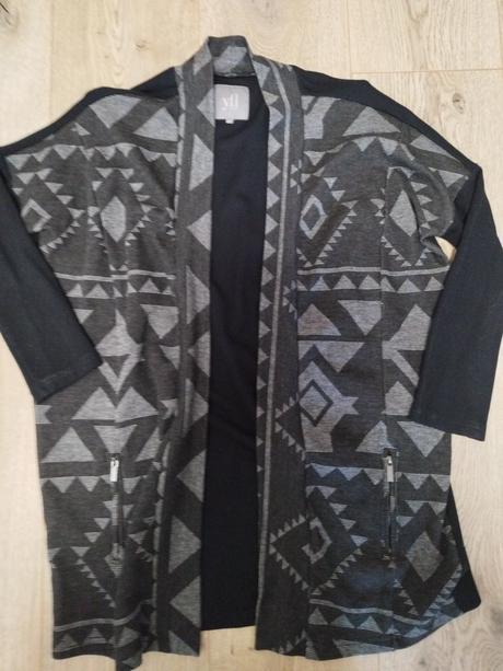 Kardigan, reserved,36