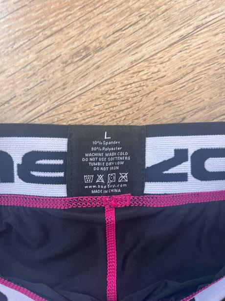 Kratke elastaky bad boy, l