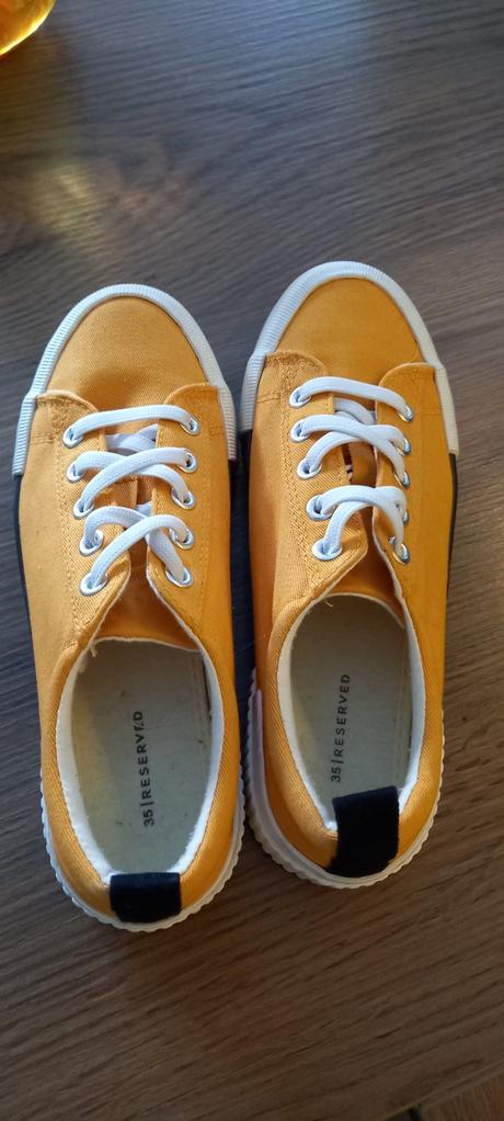 Tenisky, reserved,35