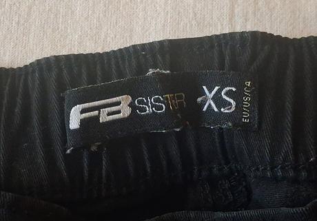 Dievčenské rifle, 152