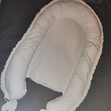 Hniezdo, šírka (cm): 55,dĺžka (cm): 70