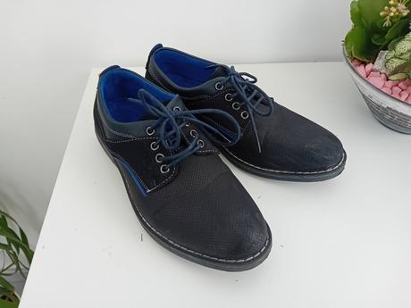 Spoločenské topanky, 33