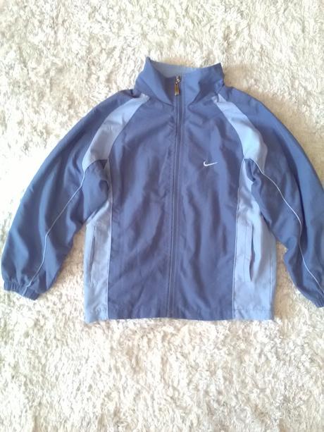 Vetrovka, nike,140