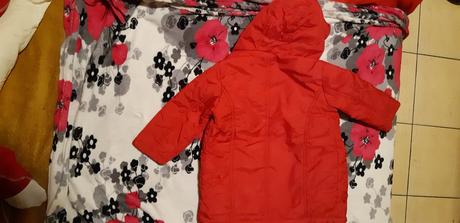 Dievčenská vetrovka, 104