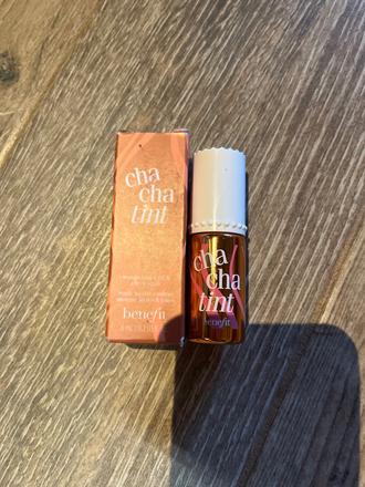 Benefit cha cha tint, 