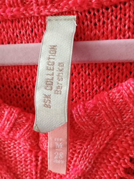 Balíček oblečenia, s