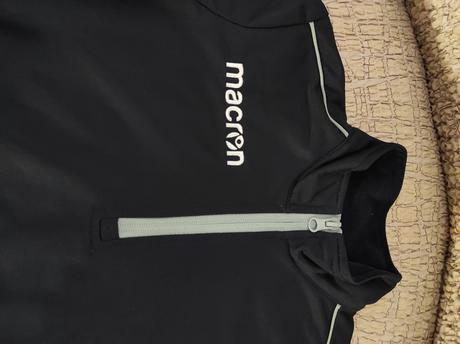 Predám chlapč. macron mikinu vo veľ. 3xs, 122