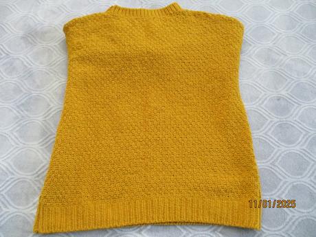 Žltý pulóver, primark,m