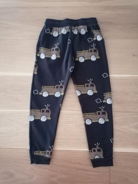 2x tepláky, george,116