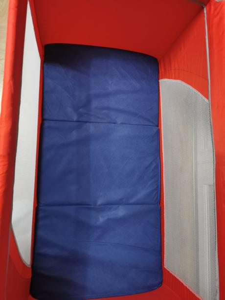 Prenosná postieľka touragoo s matracom, šírka (cm): 60,dĺžka (cm): 120