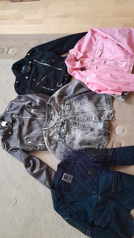 Rôzne druhy bund, m