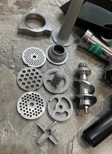 Mlynček na mäso bosch mfw67440 propower, bosch