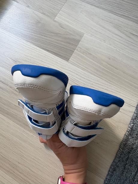 Topanky adidas eu 28, adidas,28