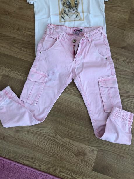 Dievcenské kapsáče, 128