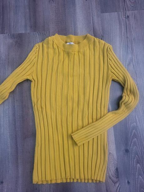 Sveter, reserved,140