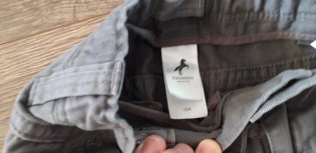 Kapsače  104-110, c&a,110