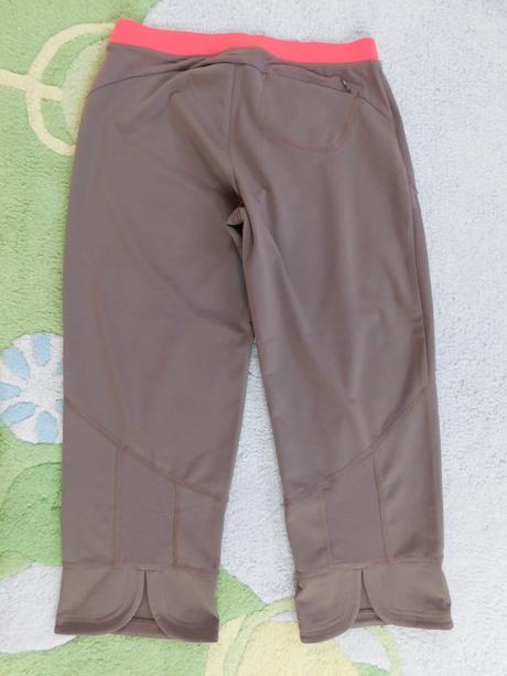 Predám športové legíny adidas veľ. 38-40, adidas,38