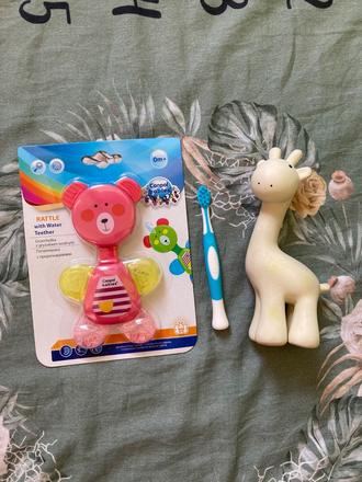 Tikiri safari zirafa a hryzatko babylove,