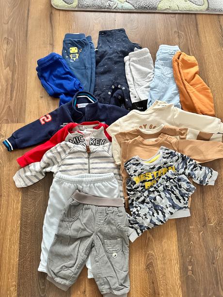 Nohavice a svetre 62-68, 68