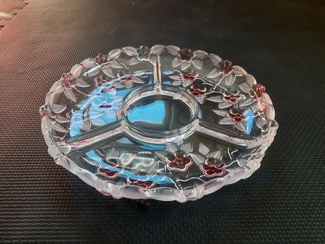 Sklenená stará ozdobná misa kabaret, 