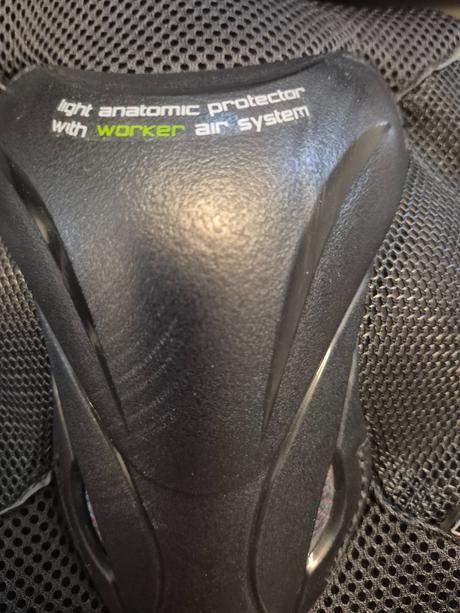 Sada chráničov na kolieskové korčule,