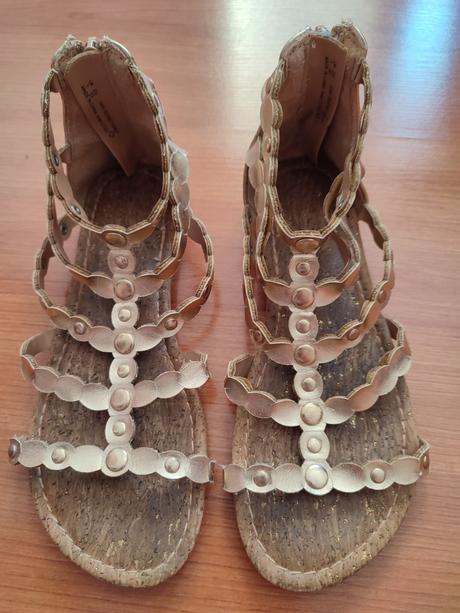 Detske sandale, f&f,33