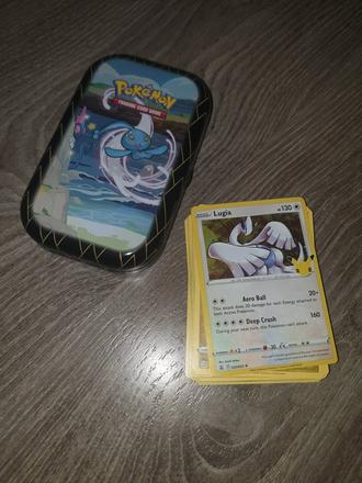 Pokemon krabicka s kartami,