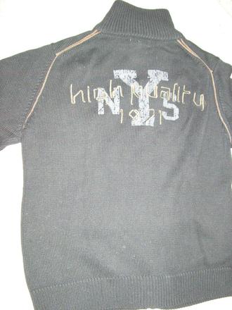 1467. čierny sveter pánsky, m