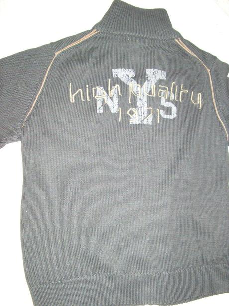 1467. čierny sveter pánsky, m