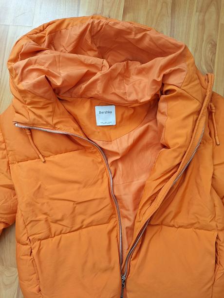Bunda zn.bershka, bershka,m