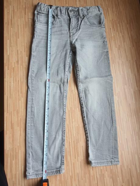 Pohodlne riflicky, h&m,104