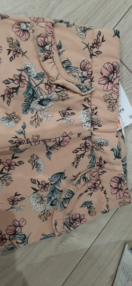 Nove nohavice/teplaky, sinsay,116