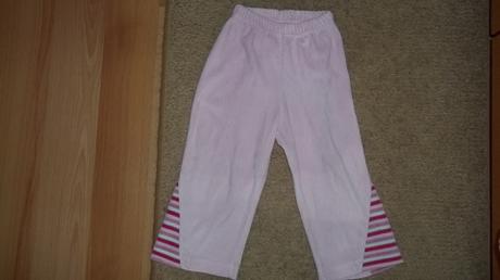 Zamatové nohavice, 92