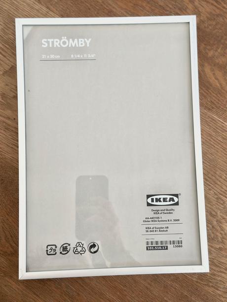 Ikea strieborný rám so sklom 21krát30 cm,