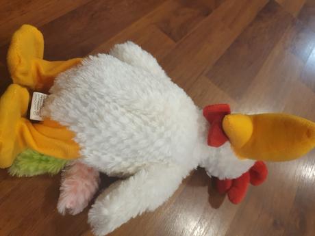 Plyšový kohútik, sám stojí, 