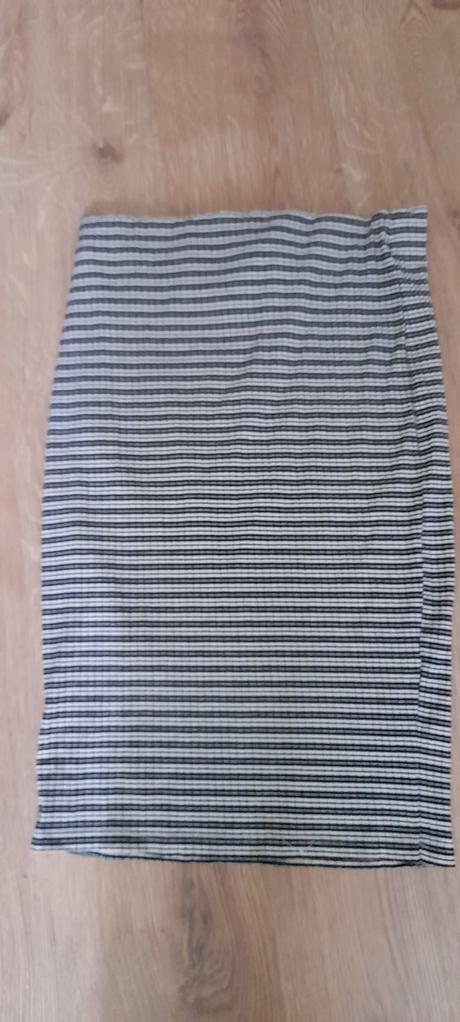 Sukna, atmosphere,42