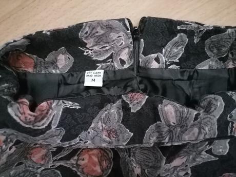 Sukna, tricko, leginy(+), m