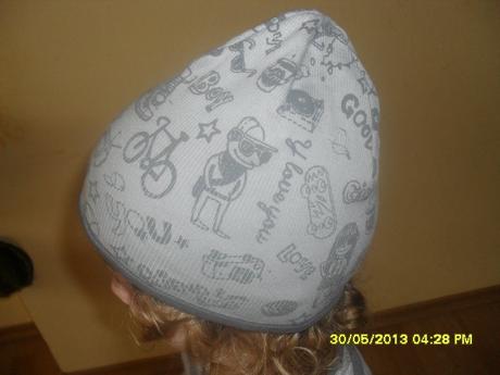 Čiapky 2r veľa druhov, 98