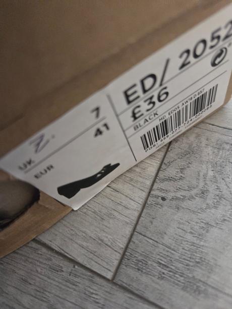 Lakované lodičky, next,41