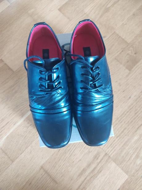 Topánky na 1sv. prijimanie, 36