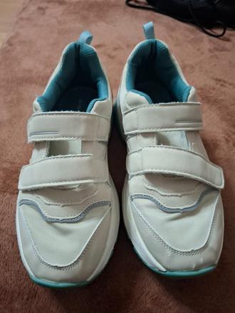 Botasky, reserved,36