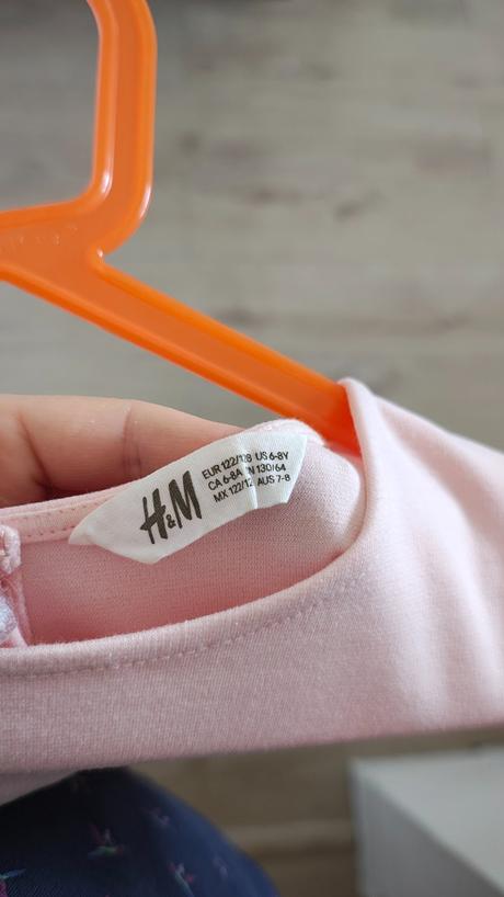 Šaty so satenovou sukňou, h&m,122
