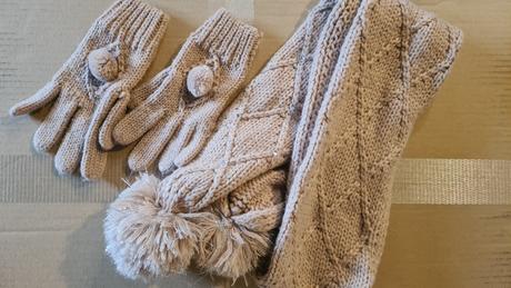 Set šál+rukavice, zara,122