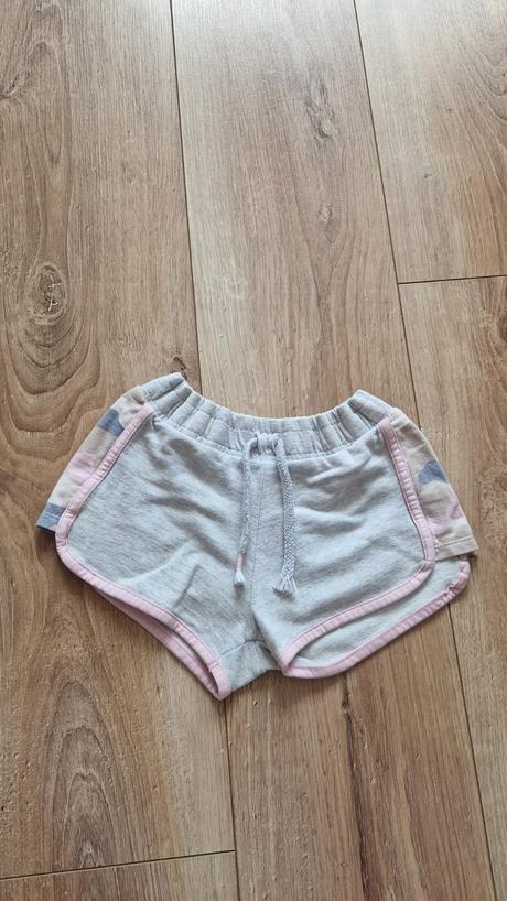 Šortky veľ. 122 cm., f&f,122