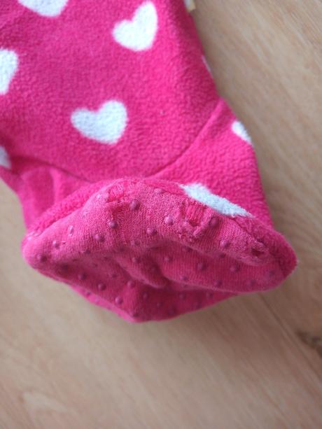 Flísový overal so srdiečkami, 86