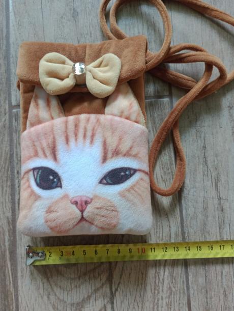 Kabelka s mačkou, 