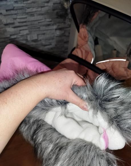 Teplučký huňaty rukávnik s kožušinkou,